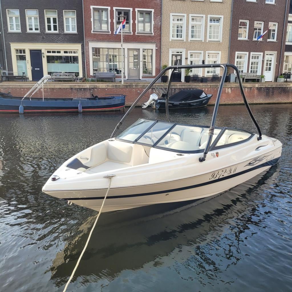 Mariah SX18 Speedboot, Ophalen, Gebruikt, Binnenboordmotor, 120 tot 200 pk