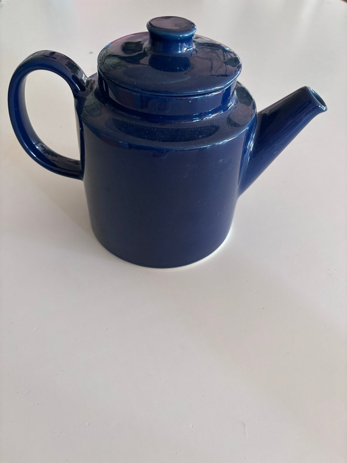 Iittala Teema theepot - Donkerblauw, Huis en Inrichting, Theepot/fluitketel, Blauw, Ophalen of Verzenden, Zo goed als nieuw