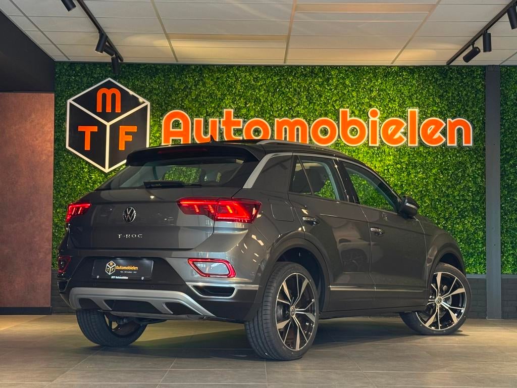 Volkswagen T-Roc 1.5 TSI Sport IQ.Drive |PANO|150PK|BEATS|BO, 4 cilinders, Adaptive Cruise Control, Bedrijf, SUV of Terreinwagen