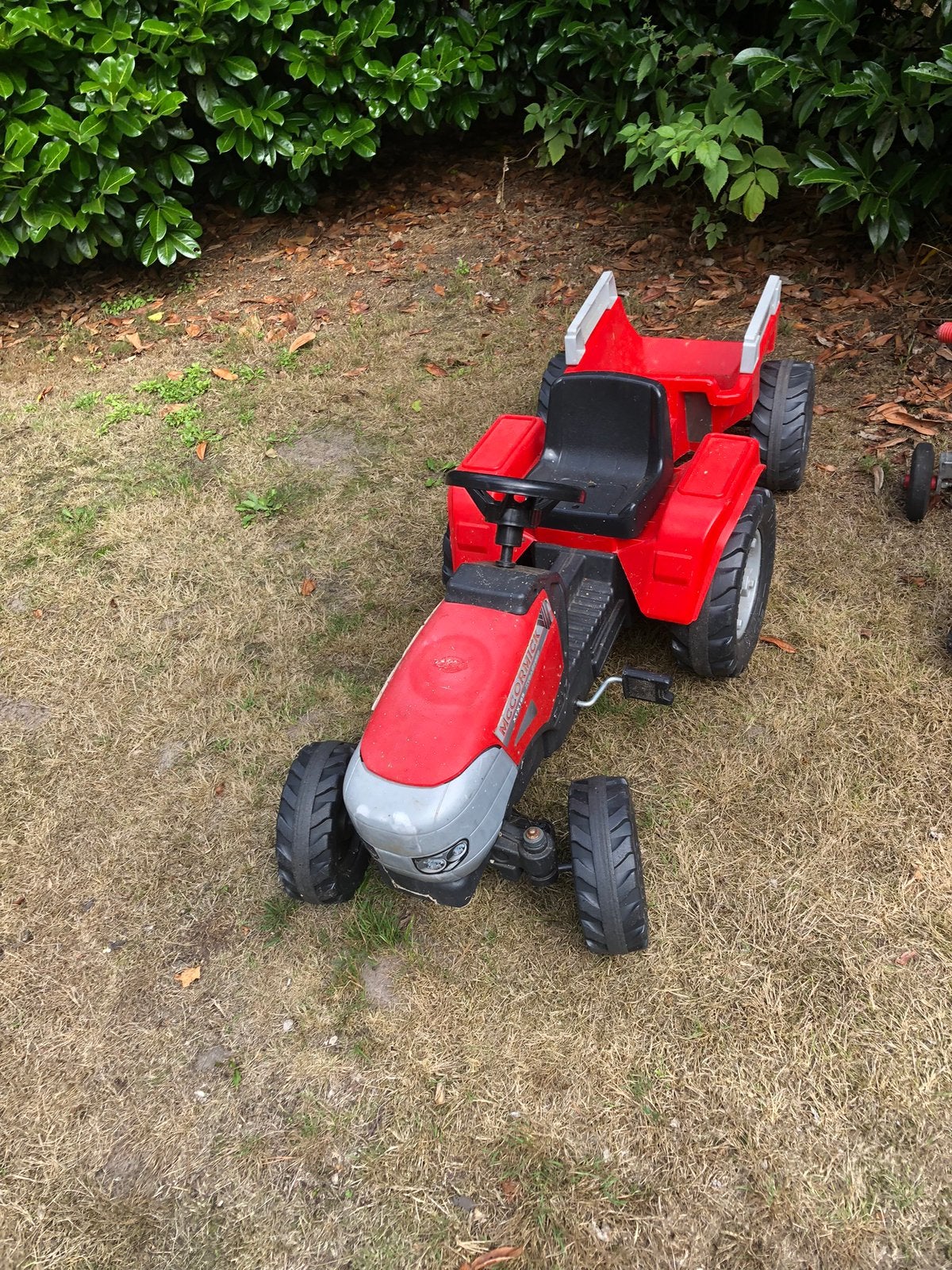 Kinder tractor of elektrische auto, Ophalen, Gebruikt, Overige merken, Met kar of aanhanger
