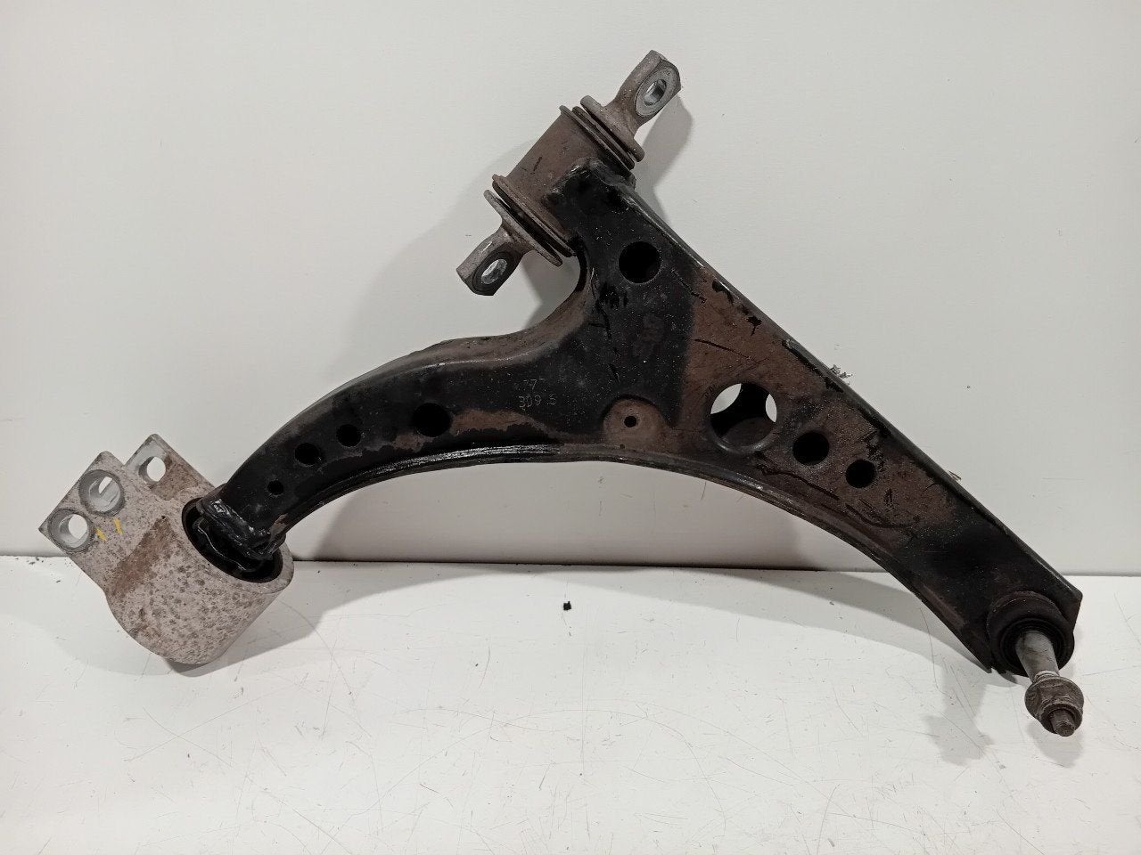 Draagarm rechts voor Opel Astra, Onderdelen@venauto.nl, Van der Ven Autorecycling B.V., Gebruikt, Ettenseweg 76, 4706 PB Roosendaal, The Netherlands