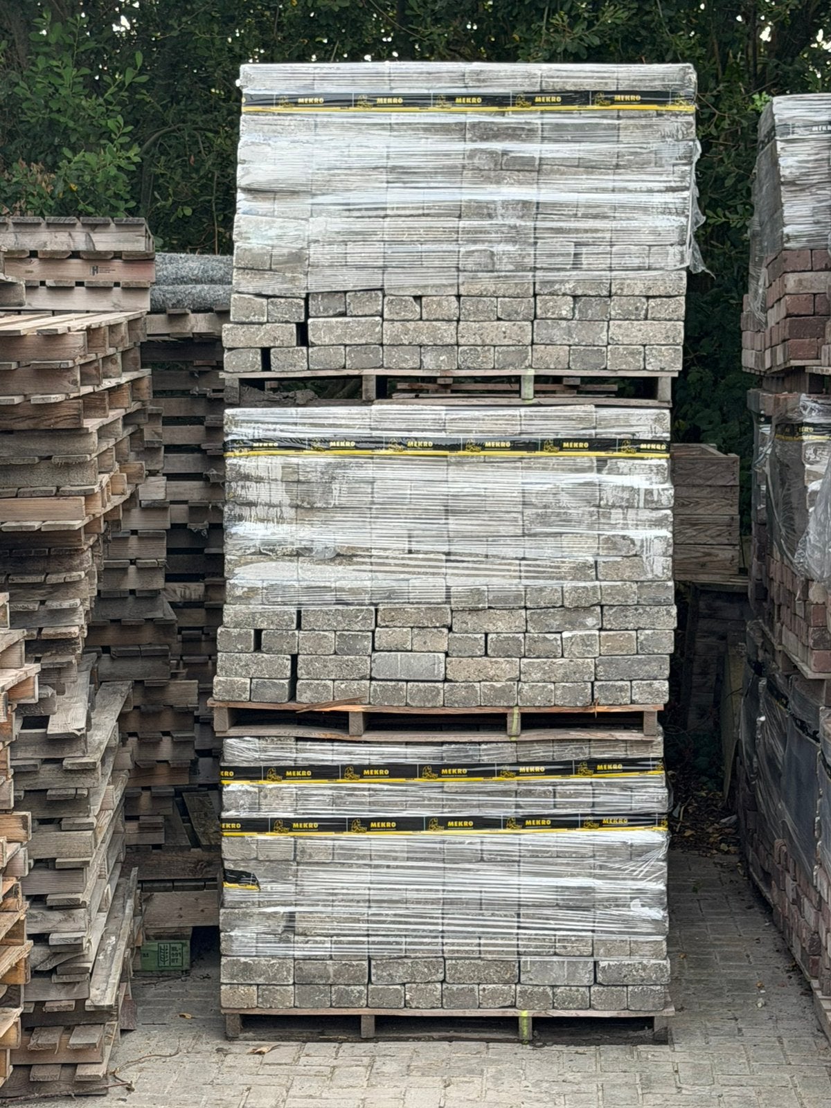 Gebruikte betonklinker 7cm grijs, Gebruikt, Klinkers, Ophalen of Verzenden, 10 m² of meer