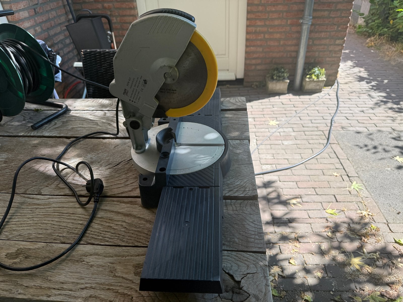 Power Plus POW815 Afkortzaag - 350W, 210mm zaagblad, Doe-het-zelf en Verbouw, Gereedschap | Zaagmachines, Ophalen, Gebruikt, 70 mm of meer