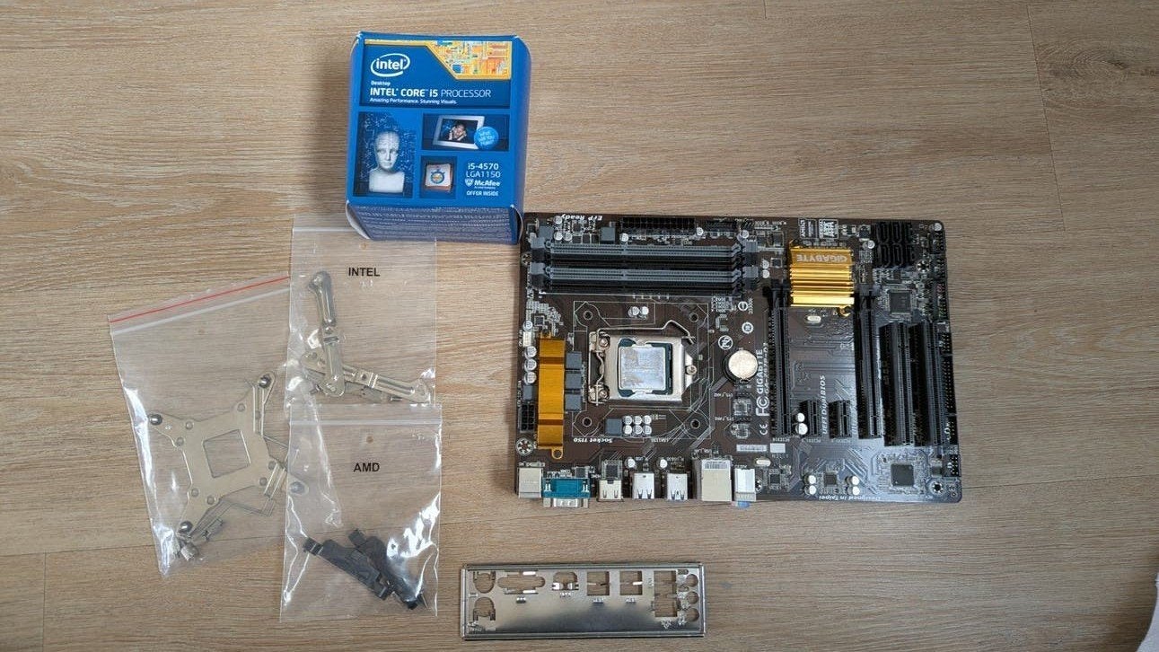 Gigabyte GA-Z97P-D3 Moederbord + Intel Core i5-4570 CPU, Computers en Software, Ophalen, 4-core, LGA1150, 3 tot 4 Ghz