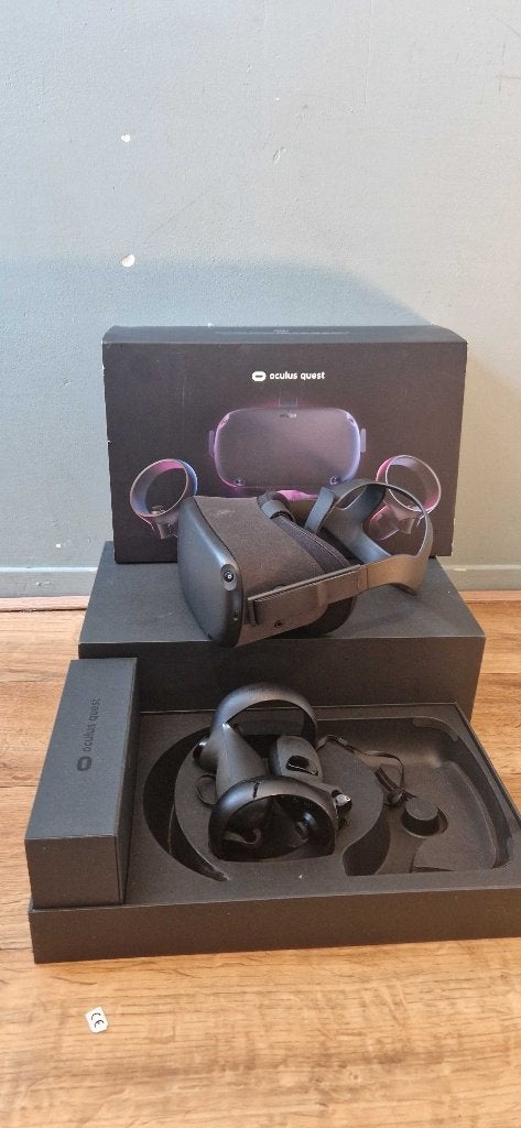 Oculus Quest 1 64GB, Spelcomputers en Games, Ophalen of Verzenden, Gebruikt, VR-bril, Overige platformen