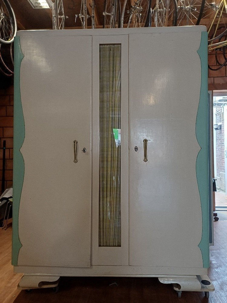 Kast kleerkast vintage H186xL140xD61cm Zeer mooi goede staat, Huis en Inrichting, Kasten | Kledingkasten, Ophalen, Overige materialen