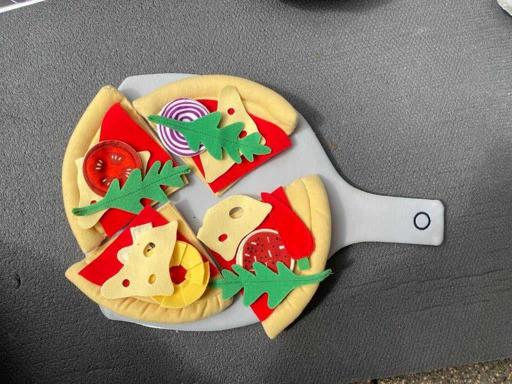 Felt Pizza Set - Stoffen Pizza met Toppings IKEA, Ophalen of Verzenden, Zo goed als nieuw, Jongen of Meisje