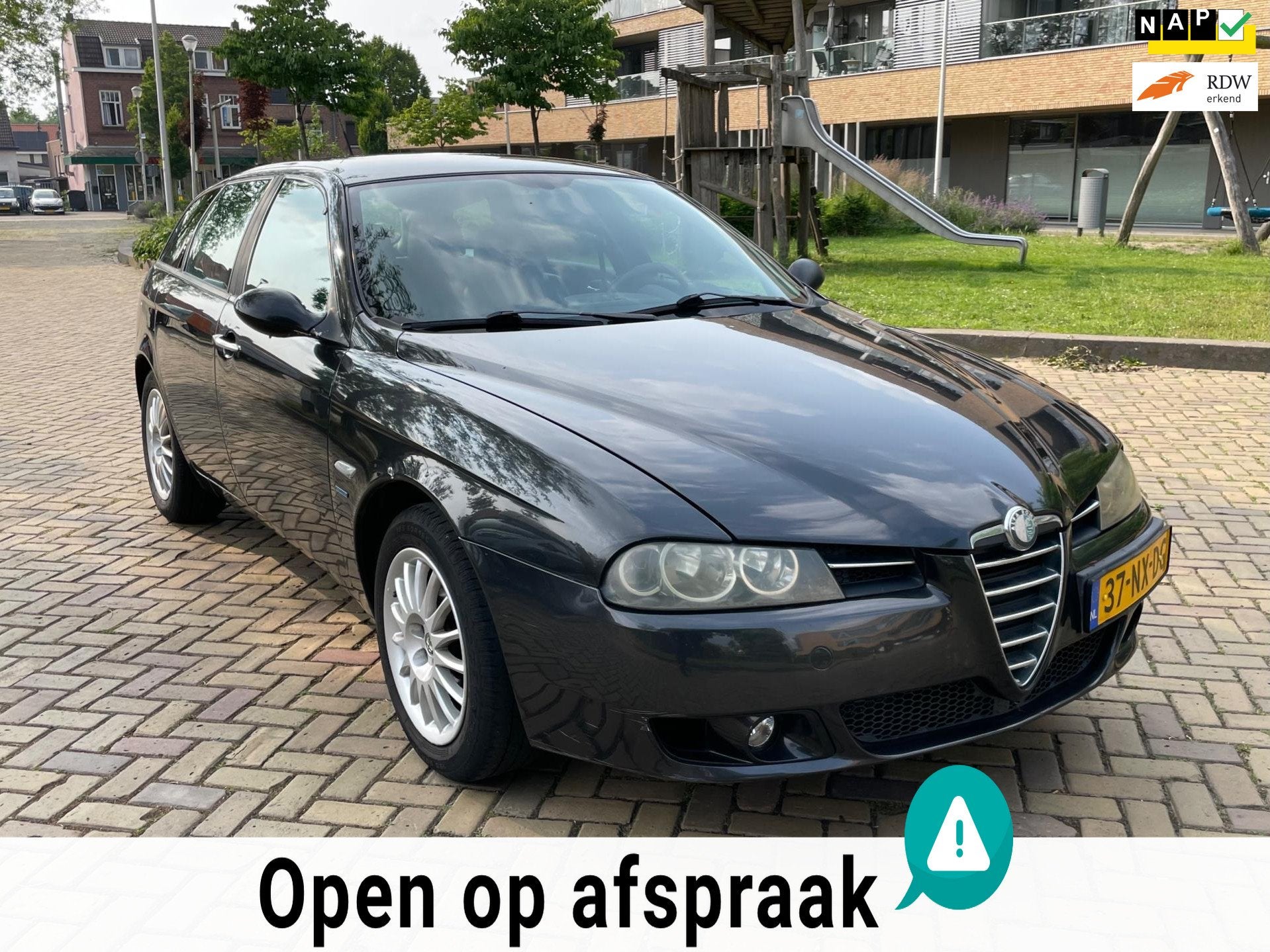 Alfa Romeo 156 Sportwagon 1.8 T.Spark Impression, Lmv, Leder, Voorwielaandrijving, Gebruikt, Zwart, 4 cilinders