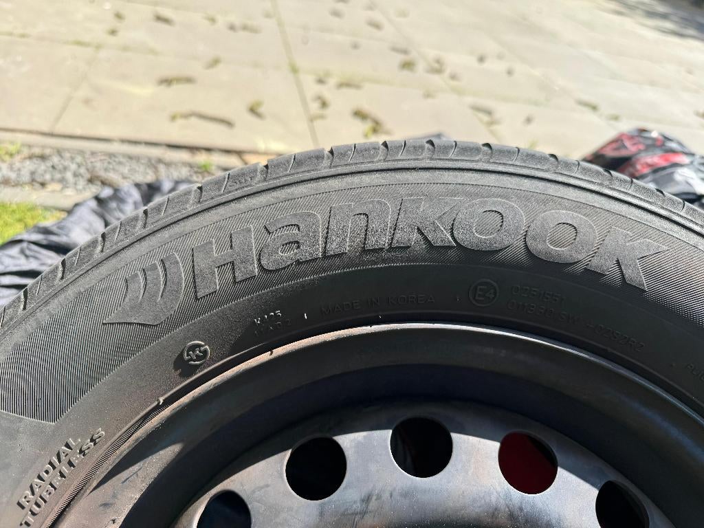 4 stuks. Nette Hankook zomerbanden 165/70 R14 op stalen velg, Auto-onderdelen, Ophalen, 14 inch, Gebruikt, Band(en)