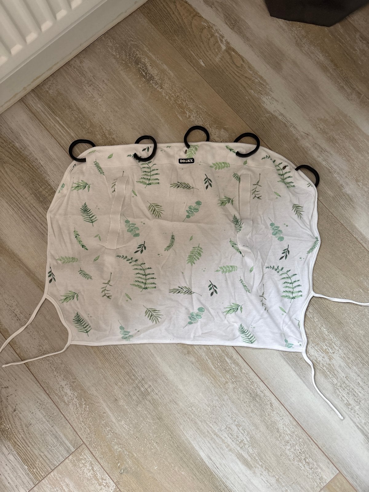 Dooky zonnescherm met bladerenprint voor kinderwagen, Ophalen of Verzenden, Zo goed als nieuw, Overige merken
