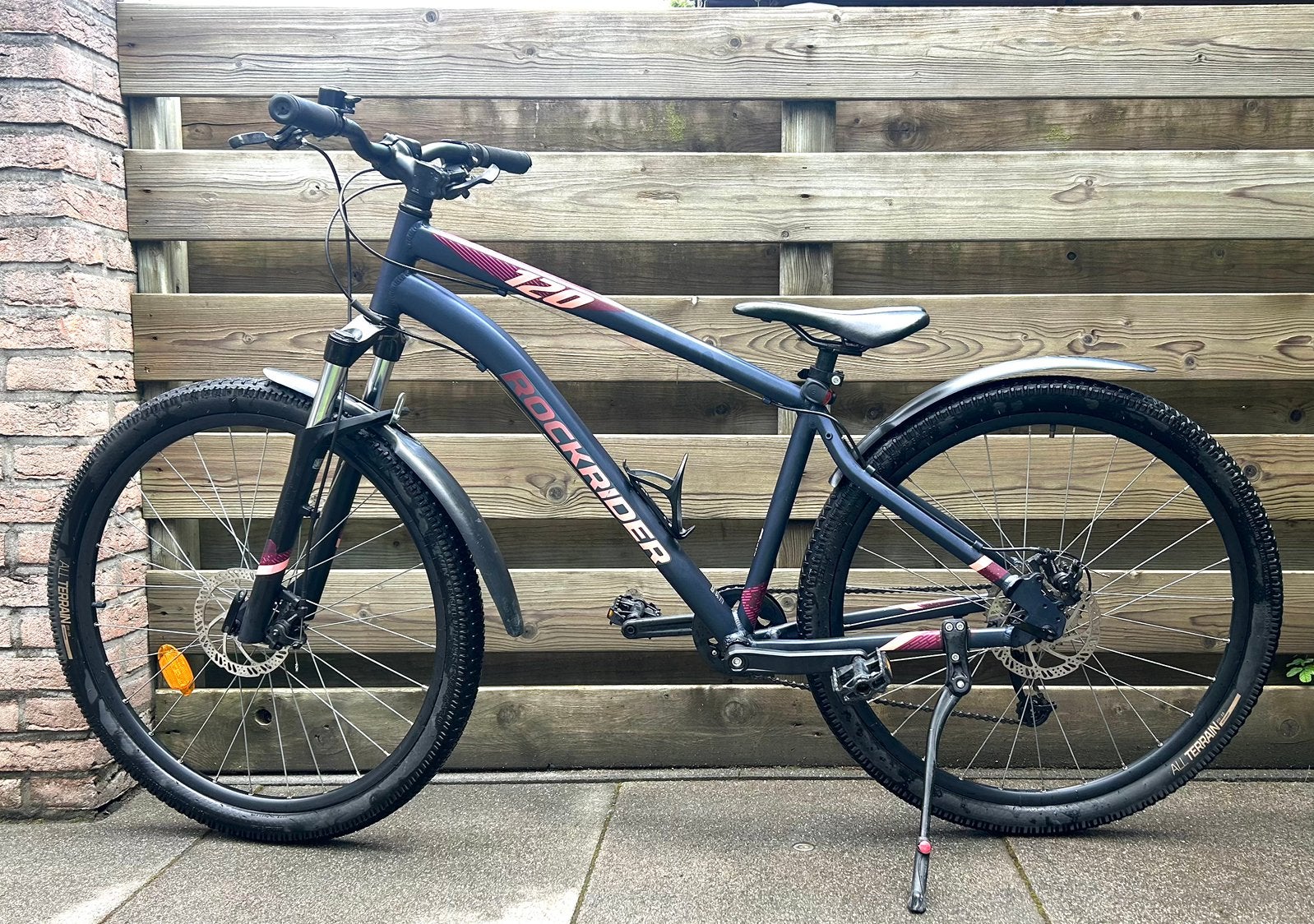 Mountainbike Rockrider ST 120 met extra's en als nieuw!, Fietsen en Brommers, Fietsen | Jongens, Ophalen, Zo goed als nieuw, 26 inch of meer