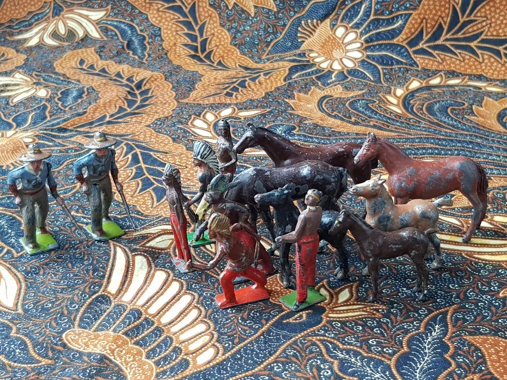 Indianen, cowboys en paarden oud Engels speelgoed van tin., Antiek en Kunst, Antiek | Speelgoed, Ophalen of Verzenden