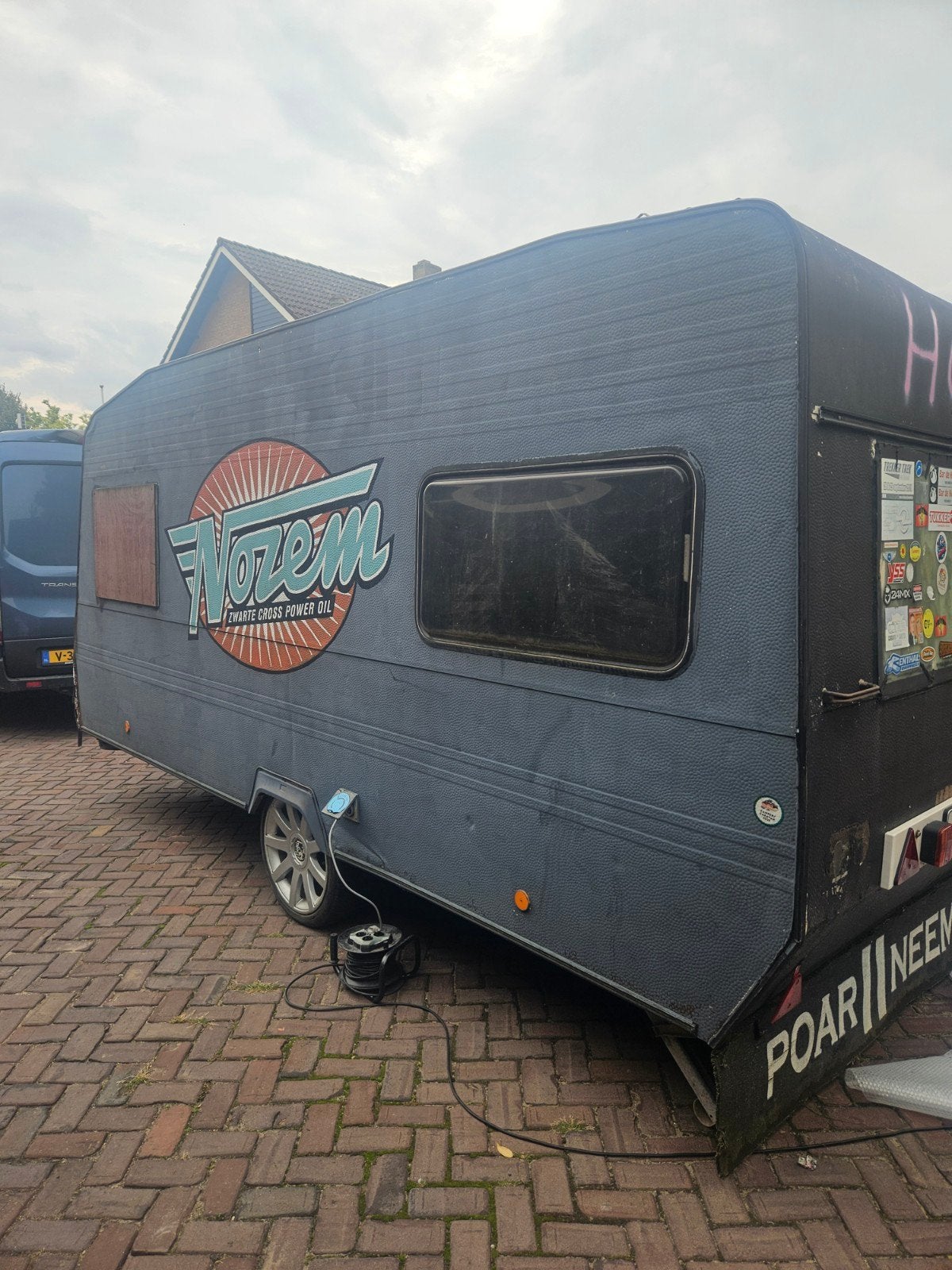 Festival caravan, Lichtmetalen velgen, Tot en met 2, 750 - 1000 kg, 4 tot 5 meter