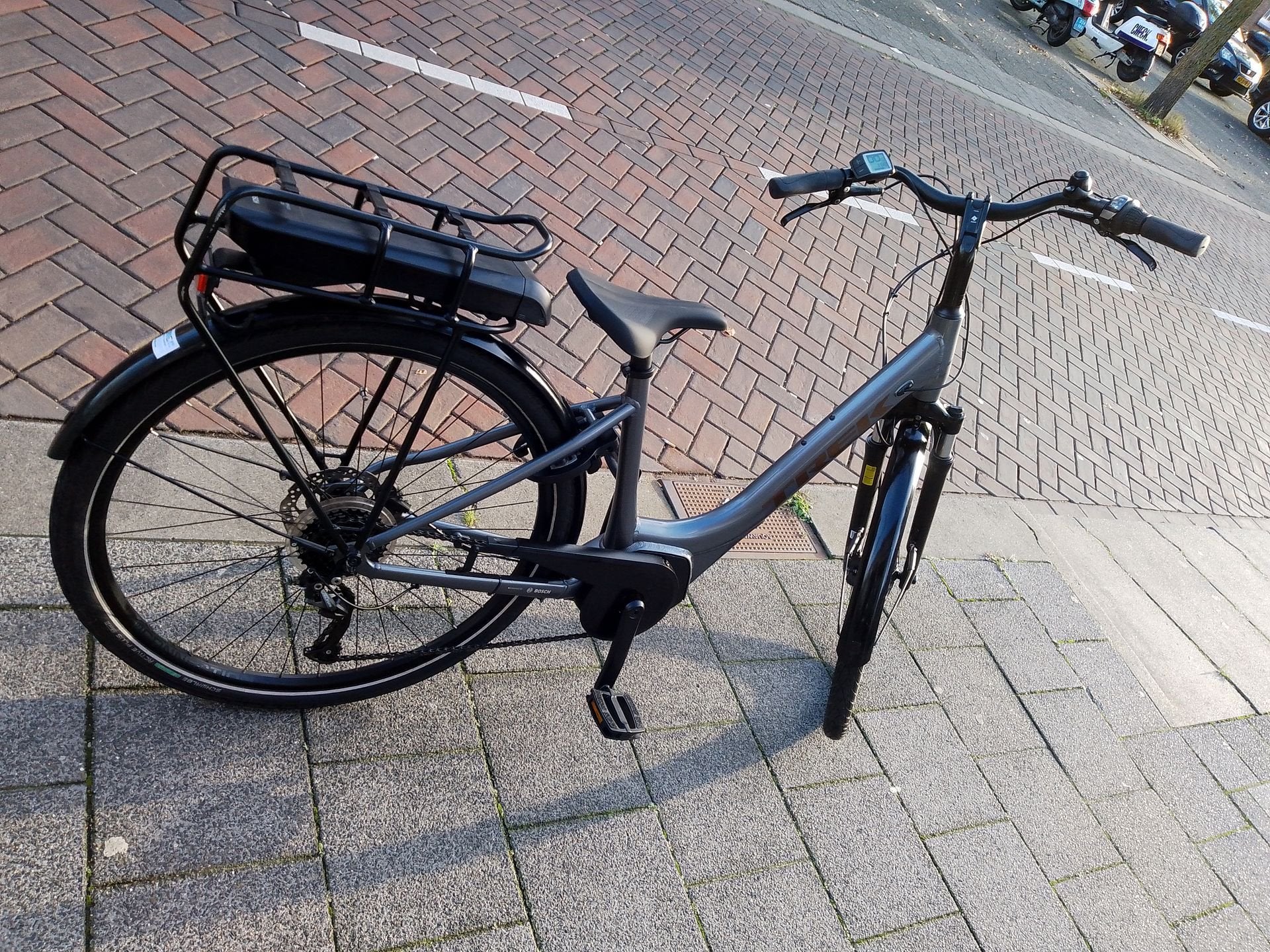 Trek Verve +1 d44 elektrische damesfiets Bosch middenmotor, Overige merken, Gebruikt, -, -