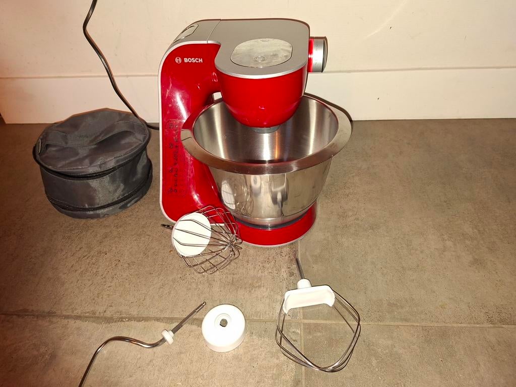 Bosch Keukenmachine - Rood (Zo goed als nieuw), Ophalen of Verzenden