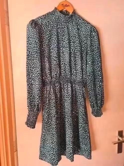 jurkje studio mt xs, Kleding | Dames, Jurken, Ophalen of Verzenden, Nieuw, Maat 34 (XS) of kleiner, Boven de knie