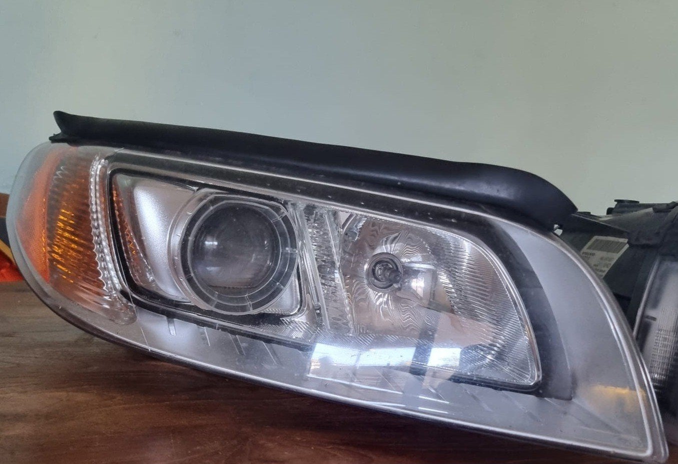Volvo V70 Bi Xenon koplampen, Ophalen of Verzenden, Volvo