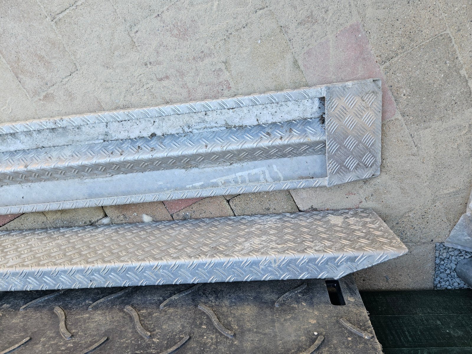 Aluminium rijplaten / oprijplaten (2 stuks), Ophalen