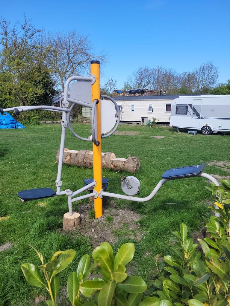 Buiten sporttoestel - Crosstrainer en Stepapparaat, Gebruikt, Buik, Ophalen of Verzenden, Crosstrainer