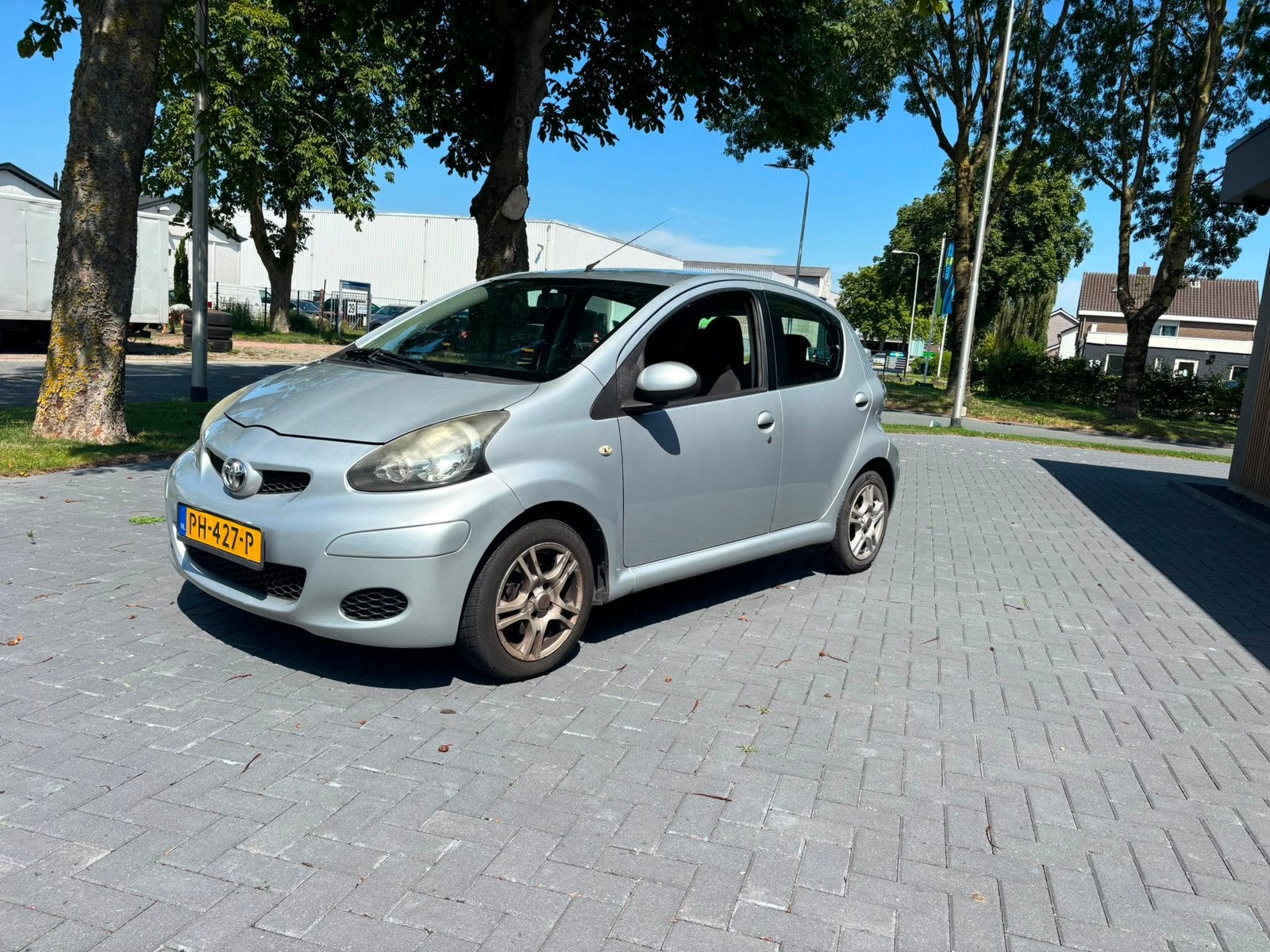 Toyota Aygo 1.0 12V Vvt-i 5DRS 2009 Grijs, Ophalen of Verzenden, Overige kleuren