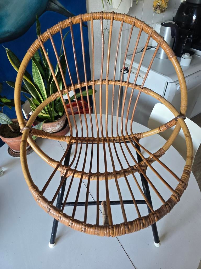 Rotan kinderstoeltje Rohe Noorderwolde (+extra), Huis en Inrichting, Stoelen, Ophalen, Gebruikt, Bruin, Riet of Rotan