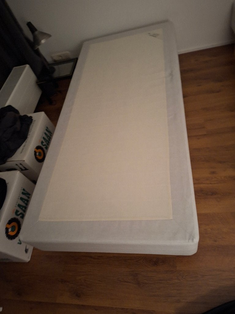 Ikea bedden onderstel 2 stuks Boxspring.Nauwelijks gebruikt, Ophalen, 90 cm, Eenpersoons, Wit