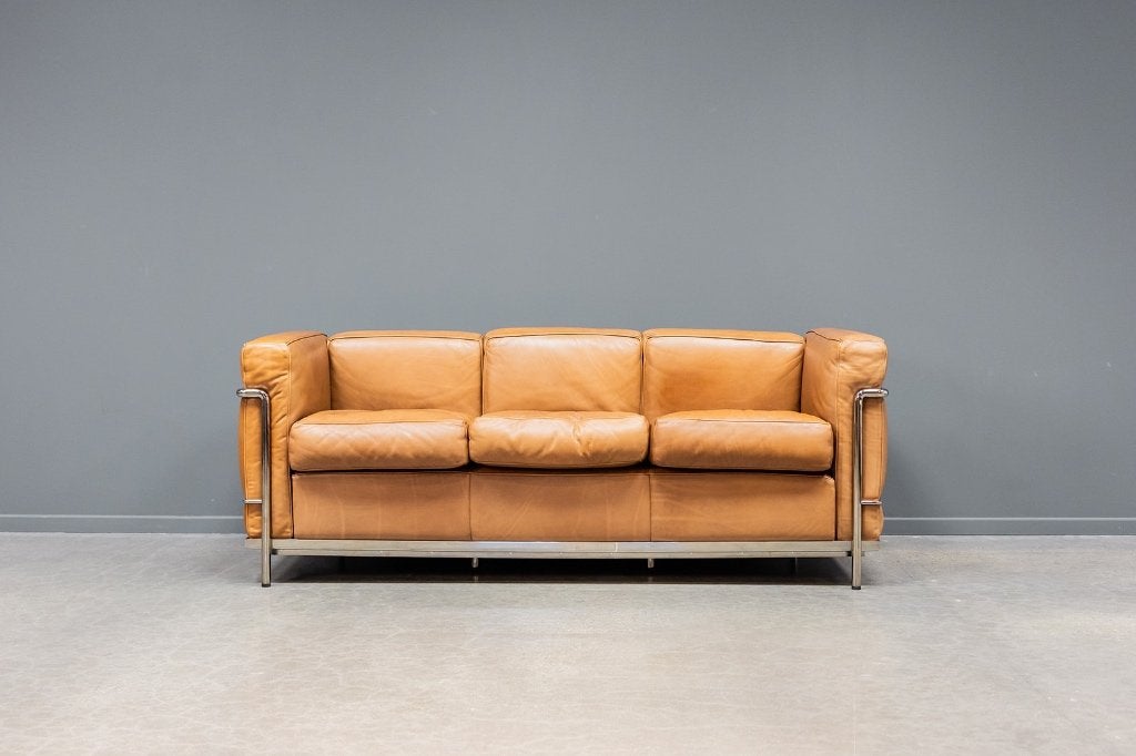 LC2 Corbusier, 3seater, Huis en Inrichting, Ophalen, Minder dan 50 cm