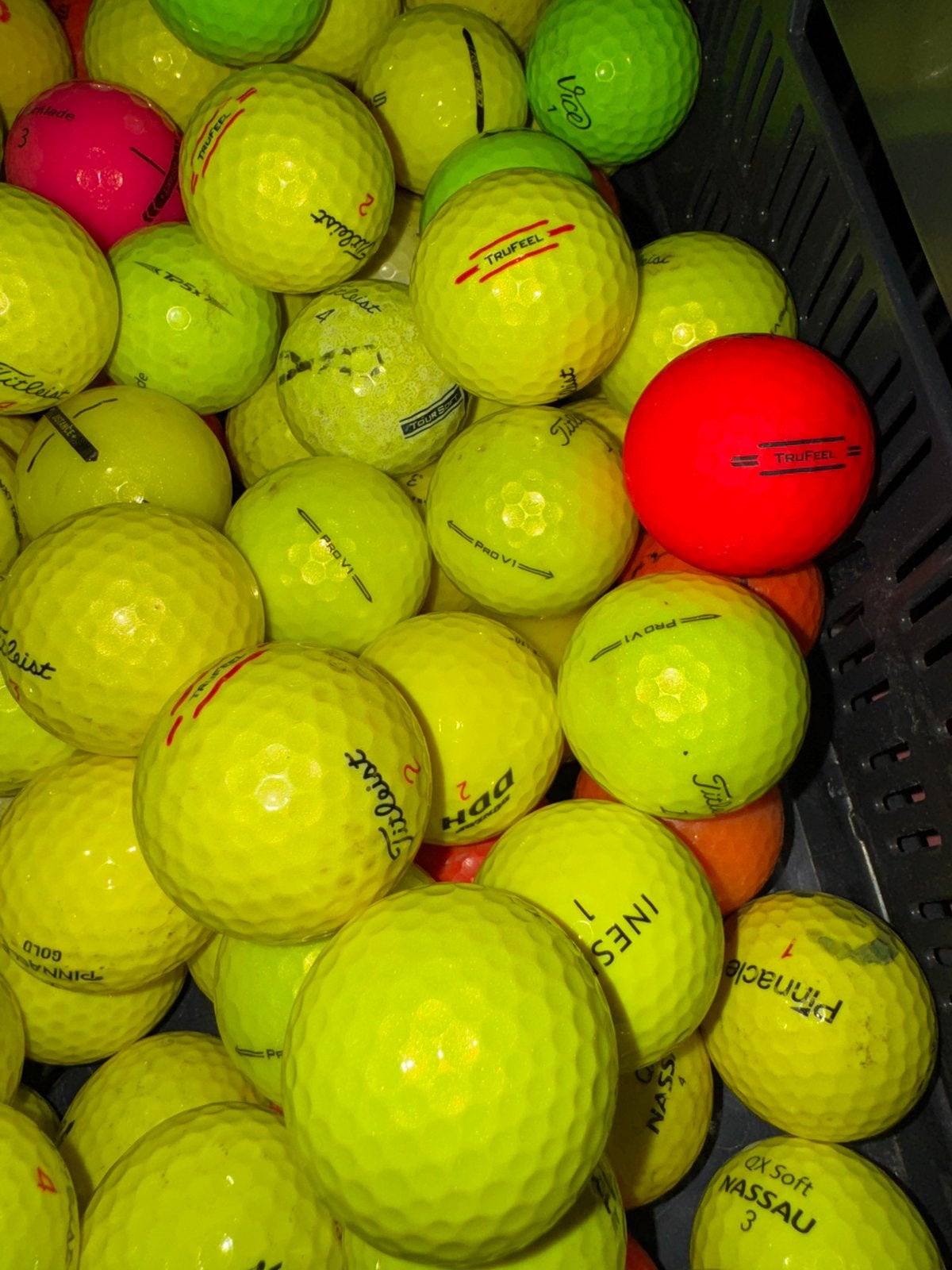 100+ gekleurde golfballen, Sport en Fitness, Ophalen, Gebruikt, Bal(len)