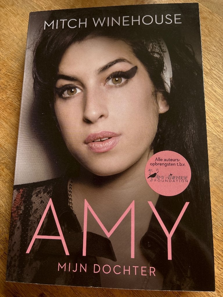 Amy mijn dochter, Ophalen, Zo goed als nieuw, Mitch Winehouse