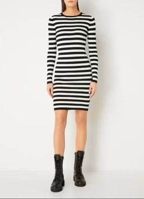NIKKIE Jolie midi kokerjurk met stretch, maat S, Zwart, Nieuw, Ophalen of Verzenden, Nikkie