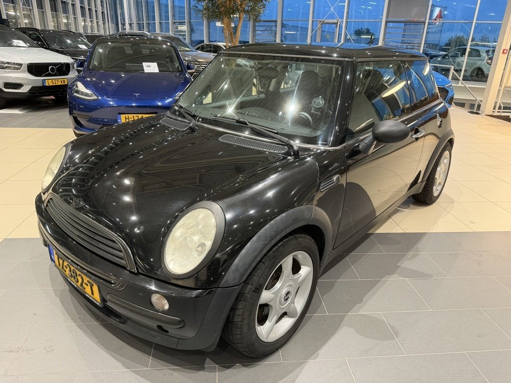 Mini 3-Deurs 1.6 One, Gebruikt, 4 cilinders, 4 stoelen, Zwart