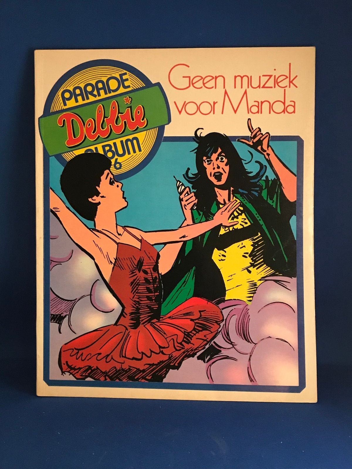 Parade Debbie Album 6 - Geen muziek voor Manda, Boeken, Eén stripboek, Ophalen, Gelezen