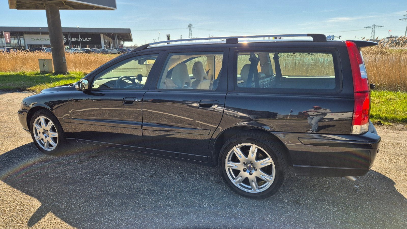 Volvo V70 2.4 140PK 2007 Zwart, Auto's, Voorwielaandrijving, 1800 kg, Beige, Zwart