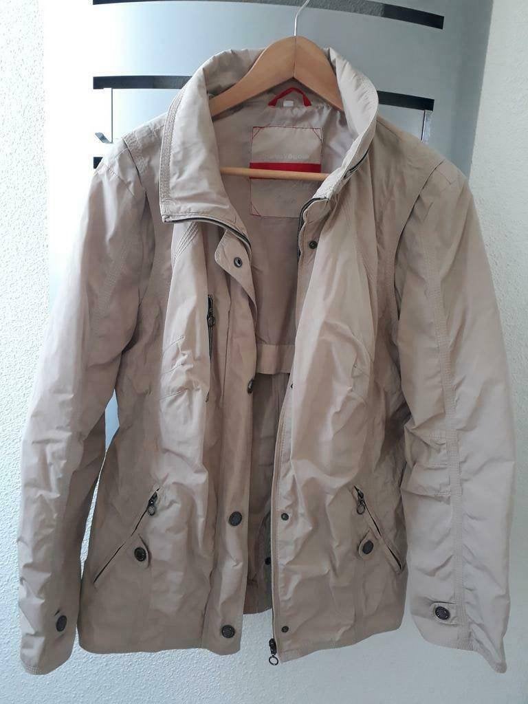 Dames jas van Charle Vogele, Ophalen of Verzenden, Zo goed als nieuw, Maat 42/44 (L), Beige