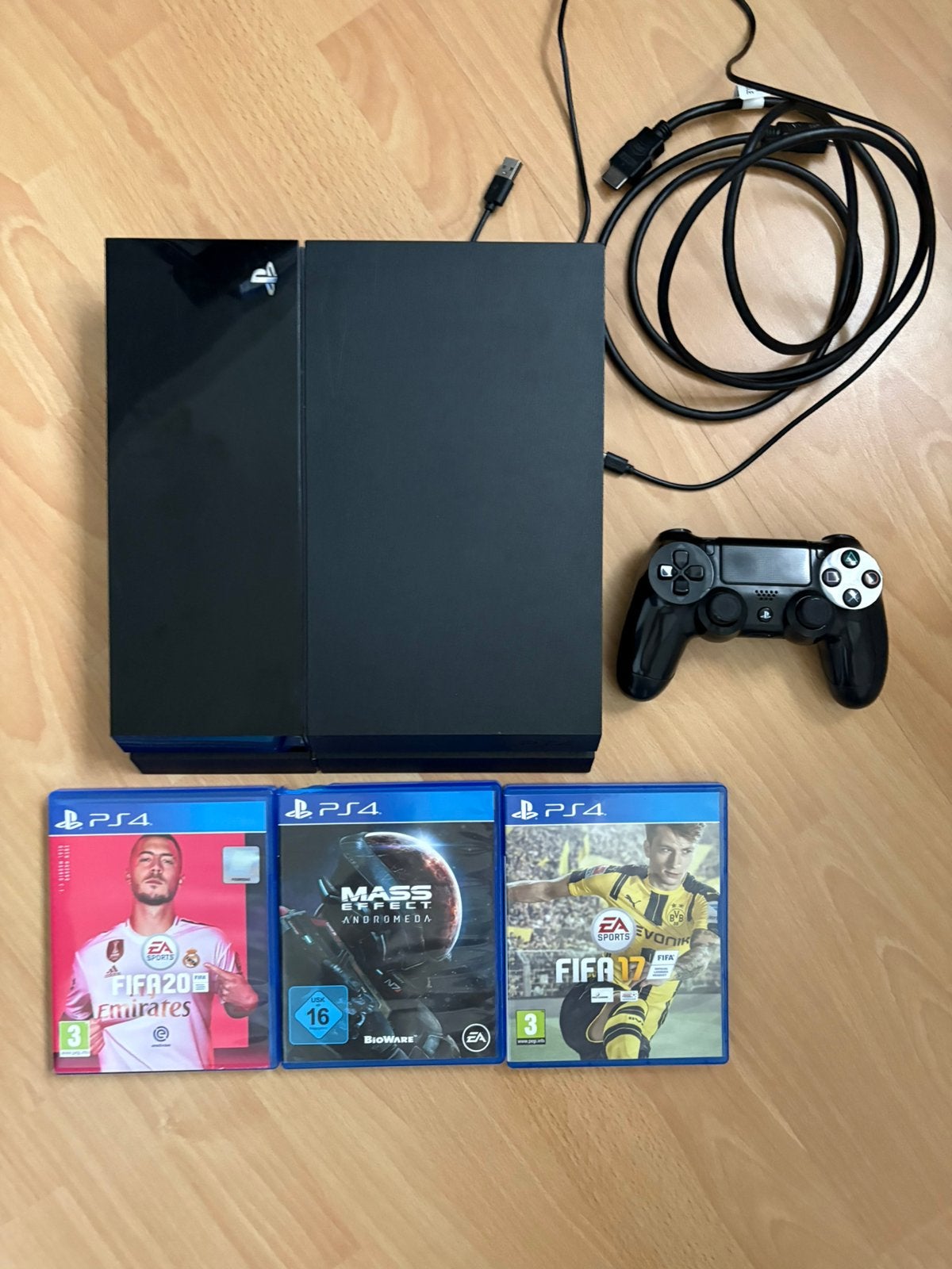 Ps4 met controller en spellen, Ophalen of Verzenden, Zo goed als nieuw, Met 2 controllers, Slim