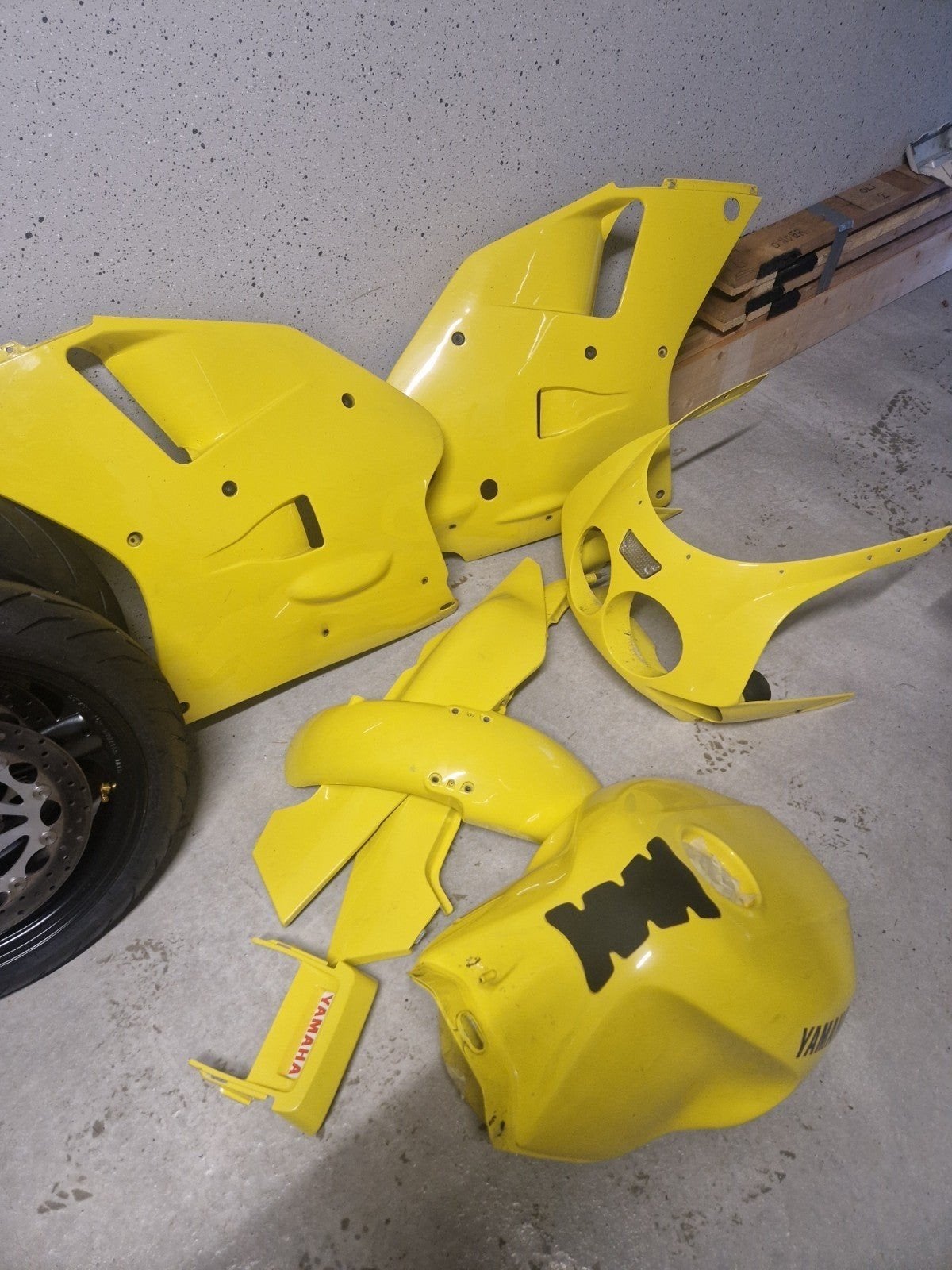 yamaha fzr 1000 onderdelen, Ophalen