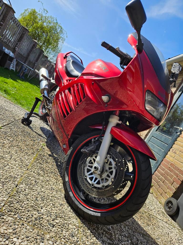 Suzuki RF 900R -, Motoren, Ophalen of Verzenden