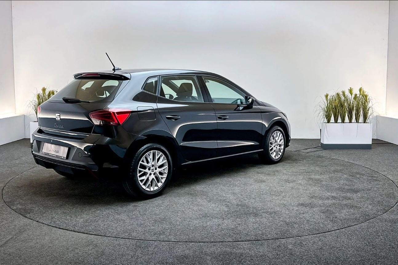 SEAT Ibiza 1.0 EcoTSI Style, Voorwielaandrijving, Stof, Zwart, Bedrijf