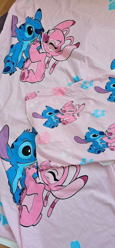 Dekbedovertrekset van stitch, Ophalen of Verzenden, Zo goed als nieuw, Wit, Jongetje of Meisje