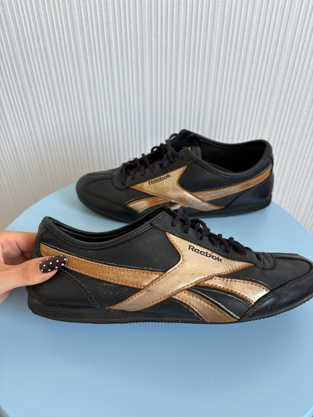 Vintage Reebok Y2K Sneakers Maat 39 Zwart Goud, Kleding | Dames, Ophalen, Gedragen, Zwart, Sneakers of Gympen