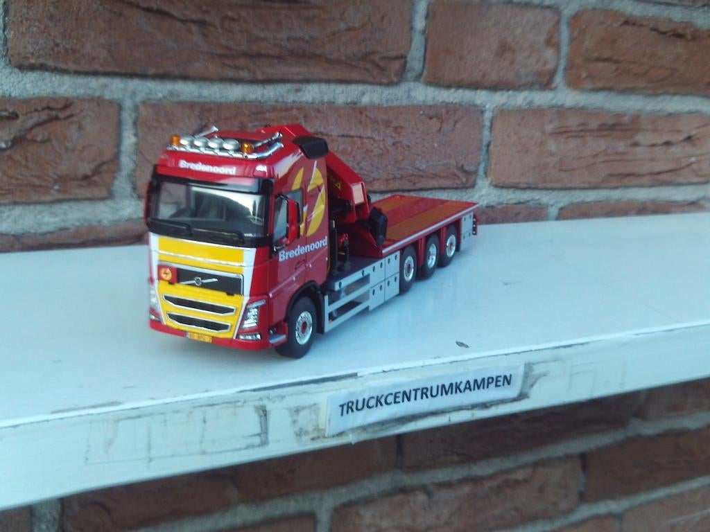 WSI  Volvo  FH4  Globetrotter  van  Bredenoord., Ophalen of Verzenden, Nieuw, Bus of Vrachtwagen, Wsi