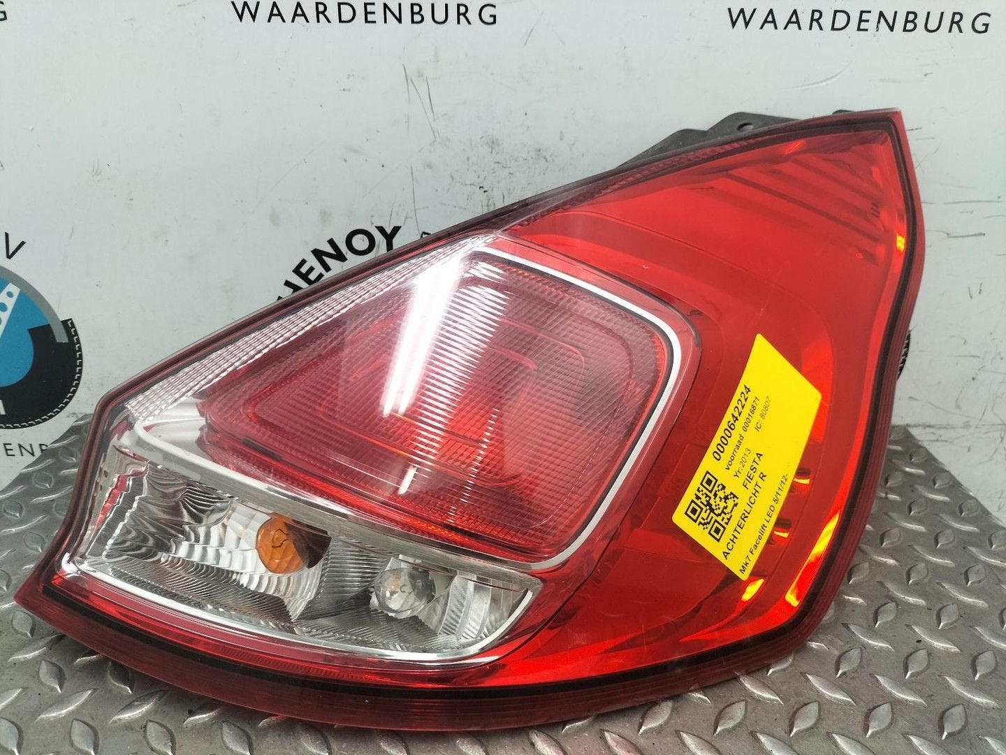 FORD FIESTA MK6 CB1 1.6D Titanium Econetic ACHTERLICHT R 201, Auto-onderdelen, Verlichting, Ophalen of Verzenden, Gebruikt, Stiba lid