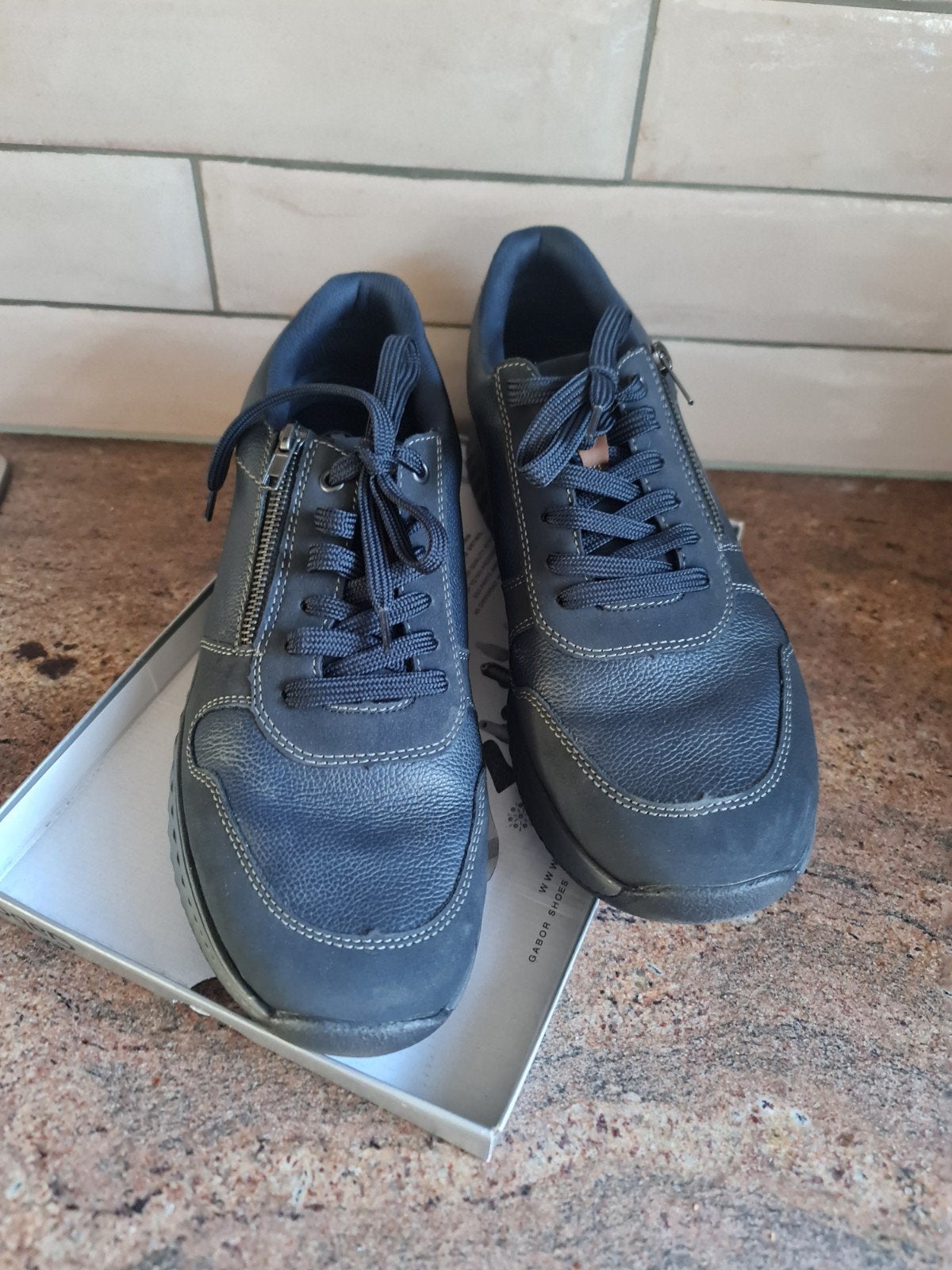 aangeboden heren sneakers 45 riekers, Ophalen of Verzenden, Zo goed als nieuw