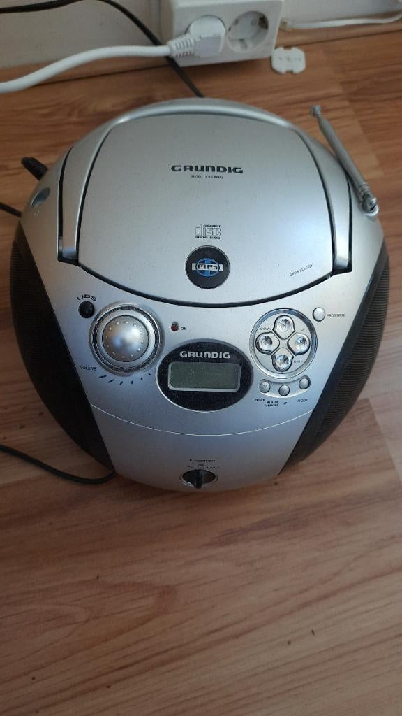 Grundig radio cd mp3 speler, Ophalen