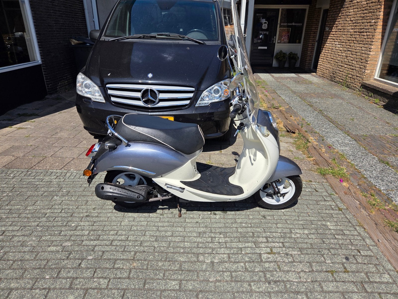 Nette gebruikte Sym mio 25km 2017, Fietsen en Brommers, Scooters | SYM, Mio, Ophalen of Verzenden, Zo goed als nieuw, Benzine