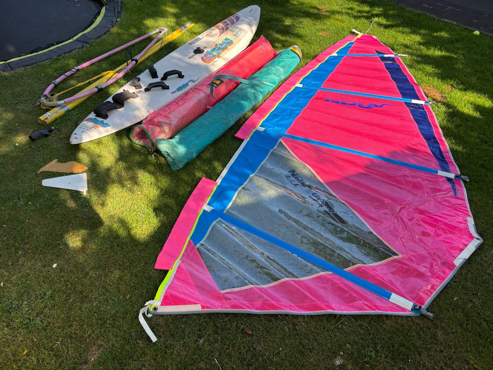 Complete Surfset voor beginners - Alpha slalom 130L met 3 ze, Watersport en Boten, Windsurfen, 250 tot 300 cm, Gebruikt, 6.5 m² tot 8 m²