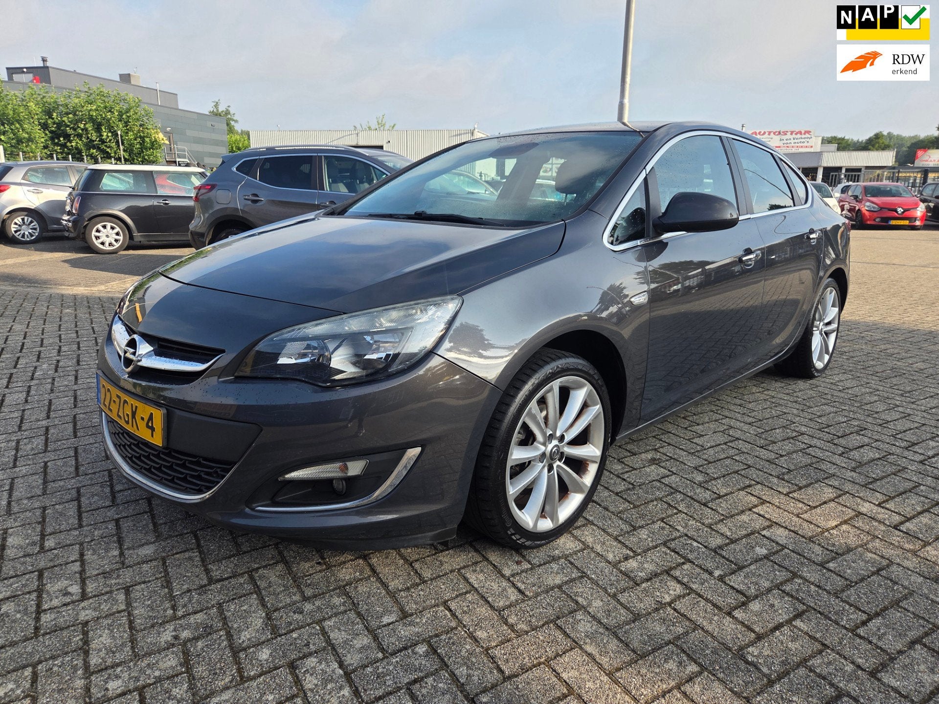 Opel Astra 1.4 Turbo Cosmo/TREKHAK/VAVIGATIE, Voorwielaandrijving, Euro 5, 4 cilinders, 700 kg