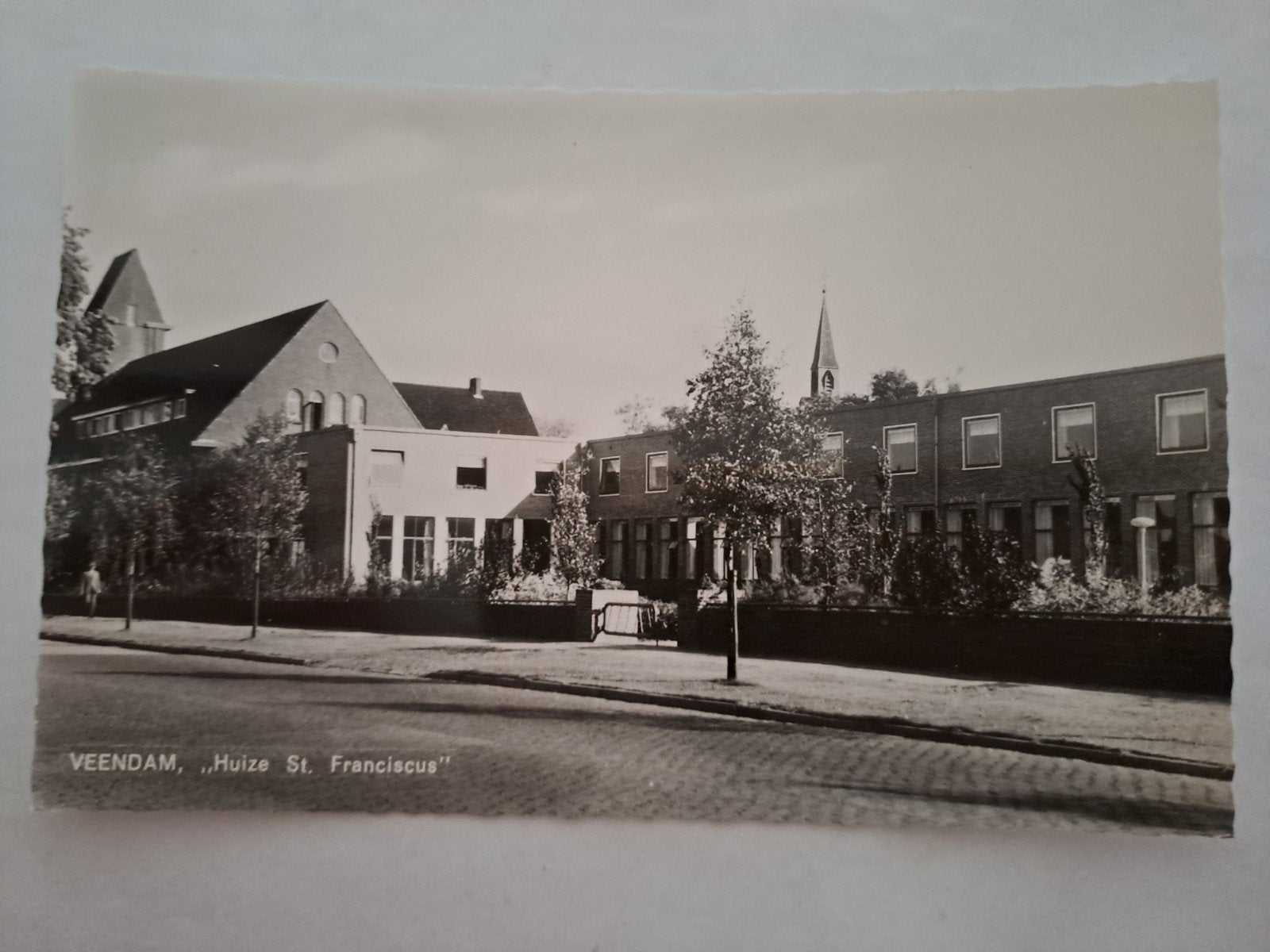 Veendam *, Ophalen of Verzenden, Voor 1940, Gebruikt, Gebouw