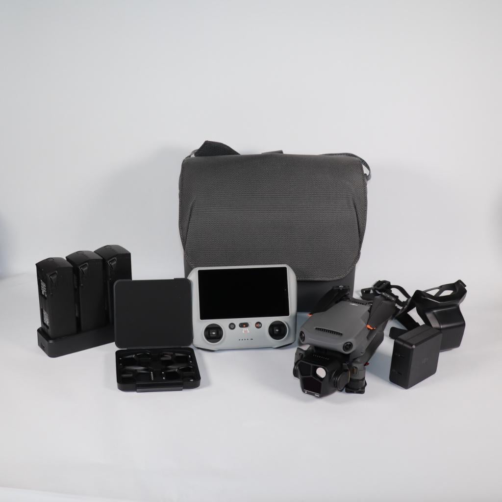 DJI Mavic 3 Pro Fly More Combo - A Grade, DJI, Gebruikt, Inform@dji.com, DJI Sky City
No. 55 Xianyuan Road
Nanshan District, Shenzhen
China
