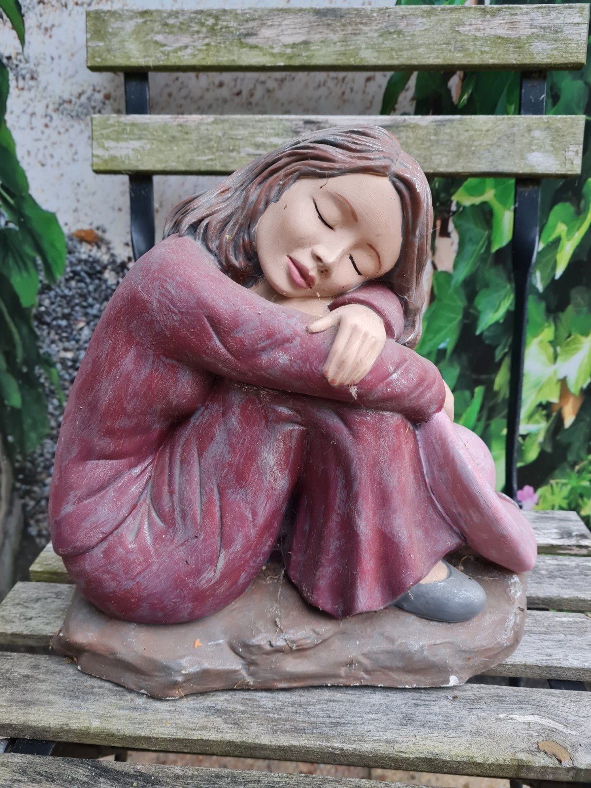 Mooi sereen tuinbeeld dame met hoed, Ophalen